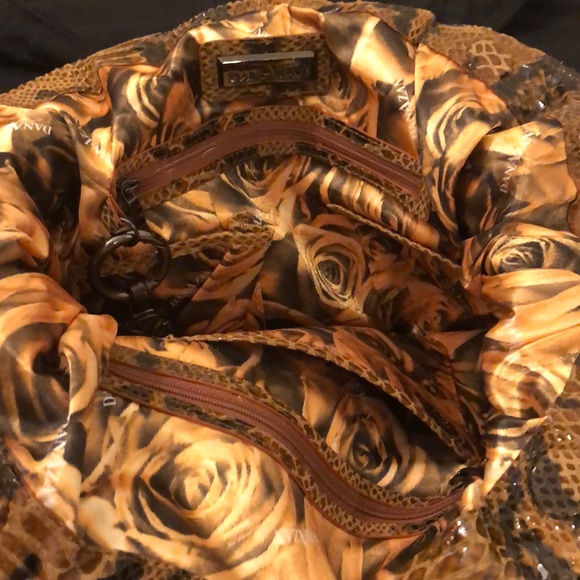 Handbag - Picture 4 of 7